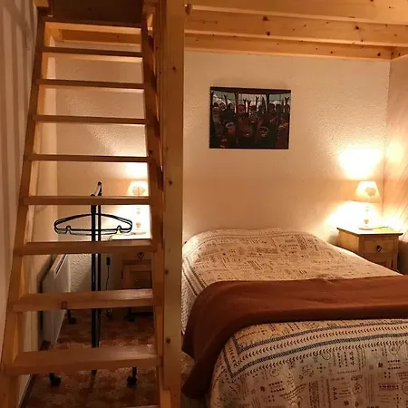 65m2 Esprit Chalet. Parking. Balcon *